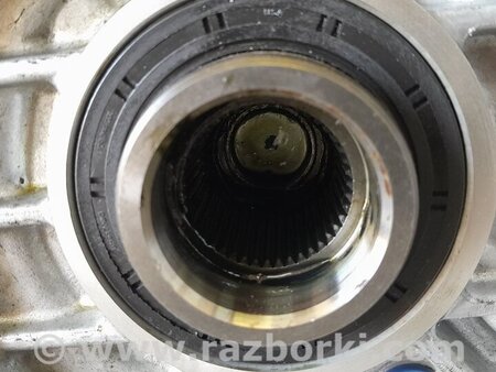 ФОТО Роздавальна коробка для Cadillac ATS (2012-2019) Київ