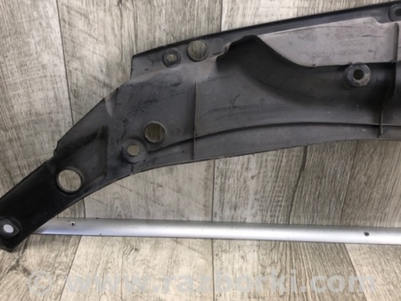 ФОТО Накладка замка капота для Toyota Venza Київ