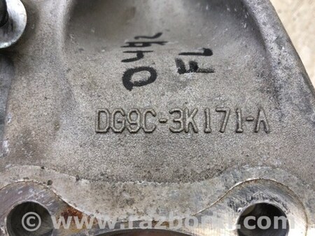 ФОТО Кулак поворотний для Lincoln MKZ II (12-16) Київ