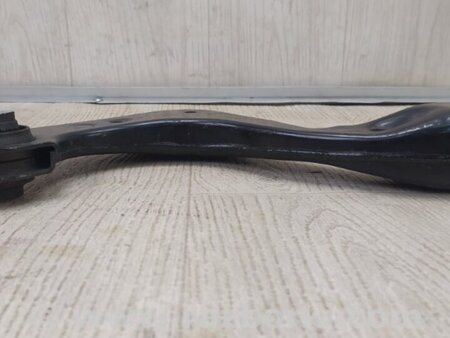 ФОТО Важіль задньої підвіски поперечний верхній для Toyota Camry 70 XV70 (17-23) Київ