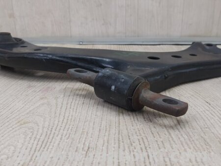 ФОТО Важіль передньої підвіски нижній для Toyota Camry 70 XV70 (17-23) Київ