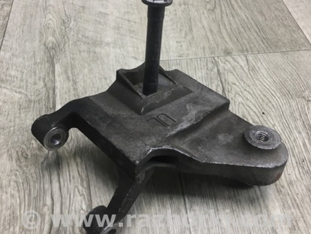 ФОТО Кронштейн двигуна для Nissan NV200 USA (2013-) Київ