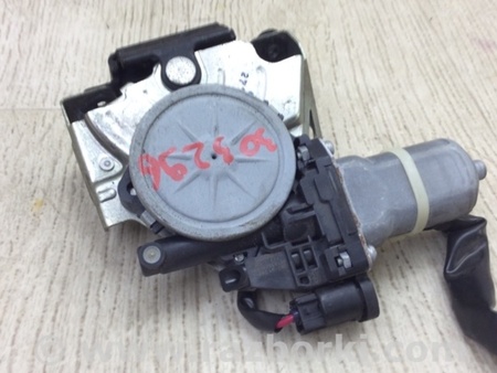 ФОТО Замок кришки багажника для Toyota Venza Київ