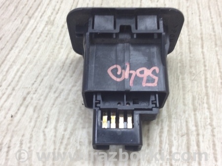 ФОТО Кнопка відкриття багажника внутрішня для Toyota Venza Київ