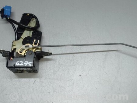 ФОТО Замок скла кришки багажника для Toyota Matrix Київ