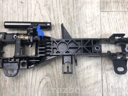 ФОТО Кронштейн ручки дверей для Toyota Camry 70 XV70 (17-23) Київ