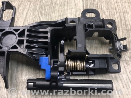 ФОТО Кронштейн ручки дверей для Toyota Camry 70 XV70 (17-23) Київ