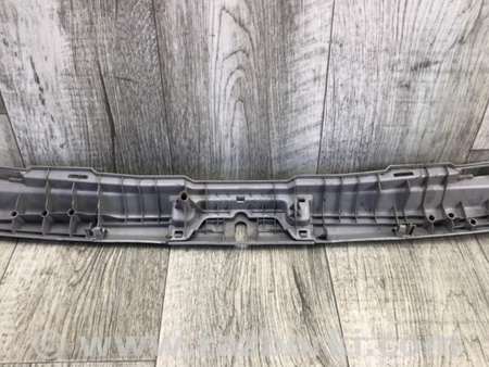 ФОТО Накладка на поріг багажника для Toyota Prius III XW30 (09-15) Київ