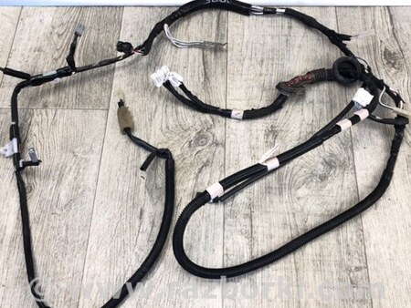 ФОТО Проводка дверей багажника для Toyota Prius III XW30 (09-15) Київ