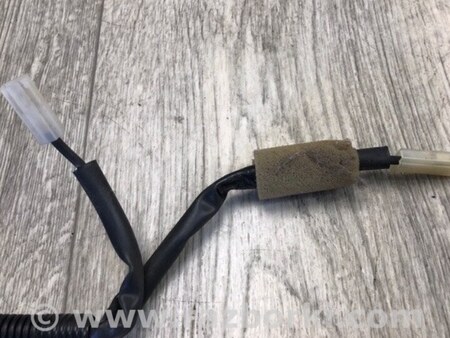 ФОТО Проводка дверей багажника для Toyota Prius III XW30 (09-15) Київ