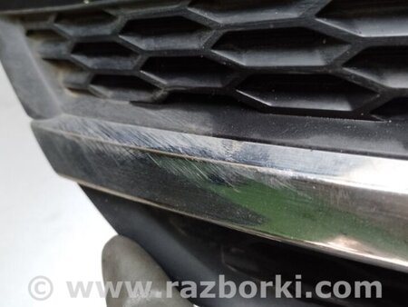 ФОТО Решітка переднього бампера для Toyota RAV-4 IV (XA40) (12-18) Київ