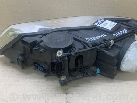 ФОТО Фара для Volkswagen Touareg (02-07) Київ