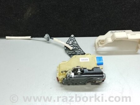 ФОТО Замок двері для Volkswagen Touareg (02-07) Київ
