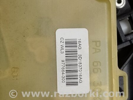 ФОТО Замок двері для Volkswagen Touareg (02-07) Київ