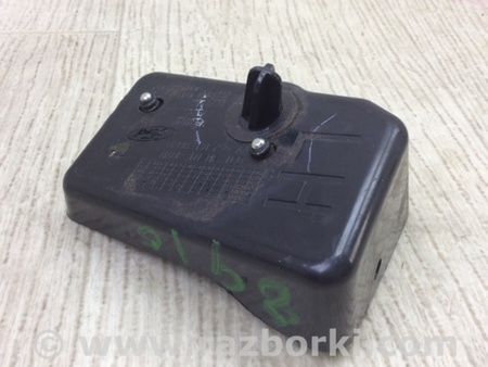 ФОТО Кронштейн заднього бампера для Ford Fiesta Mk6 (2008-2017) Київ