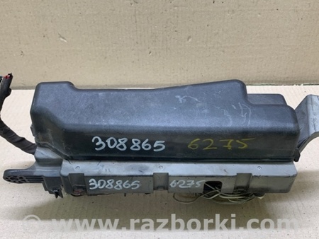 ФОТО Блок запобіжників моторний відсік для Toyota Matrix Київ