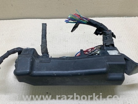 ФОТО Блок запобіжників моторний відсік для Toyota Matrix Київ