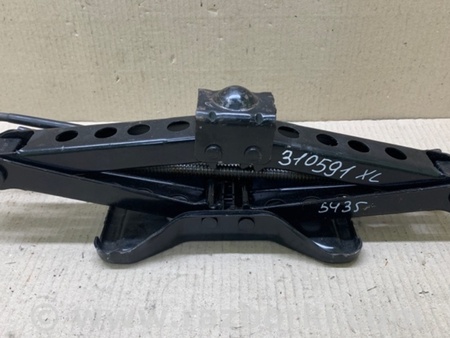 ФОТО Домкрат для Mitsubishi Outlander XL CW (05-12) Київ