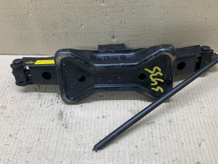 ФОТО Домкрат для Mitsubishi Outlander XL CW (05-12) Київ