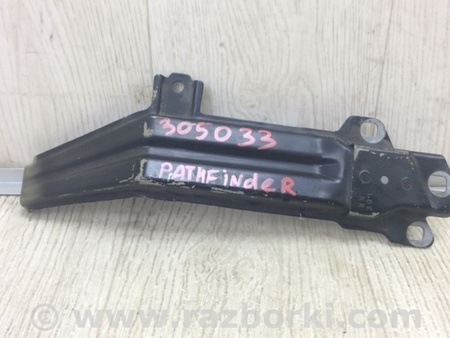 ФОТО Кронштейн крила для Nissan Pathfinder R52 (12-21) Київ