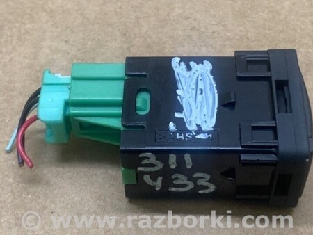 ФОТО Кнопка відкриття багажника внутрішня для Nissan X-Trail T32 /Rogue (2013-) Київ