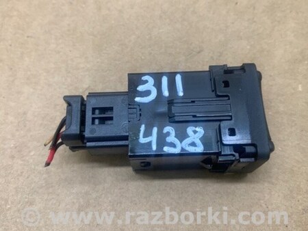 ФОТО Кнопка відкриття дверей для Nissan X-Trail T32 /Rogue (2013-) Київ