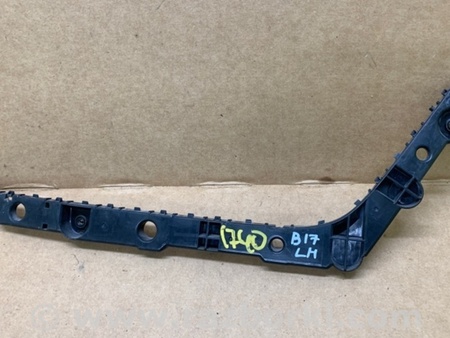 ФОТО Кронштейн заднього бампера для Nissan Sentra B17 (12-19) Київ