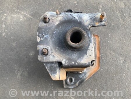 ФОТО Кронштейн підсилювача переднього бампера для Nissan Sentra B17 (12-19) Київ