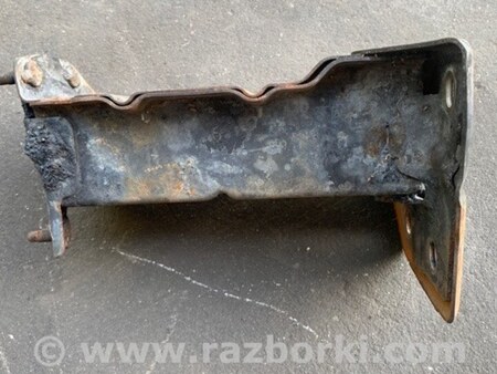 ФОТО Кронштейн підсилювача переднього бампера для Nissan Sentra B17 (12-19) Київ