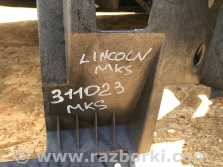 ФОТО Торпеда для Lincoln MKS (08-16) Київ