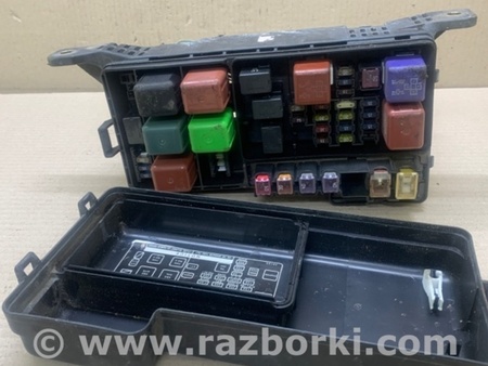 ФОТО Блок запобіжників моторний відсік для Lexus RX300 (98-03) Київ