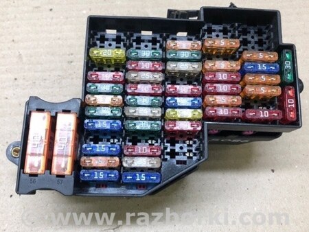 ФОТО Блок запобіжників салон для Volkswagen Touareg (02-07) Київ