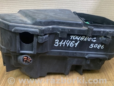 ФОТО Блок запобіжників моторний відсік для Volkswagen Touareg (02-07) Київ