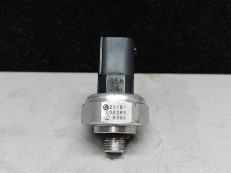 ФОТО Датчик тиску кондиціонера для Mercedes-Benz GL-CLASS X164 (06-12) Київ