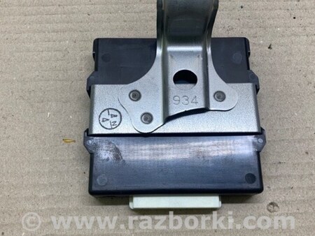 ФОТО Блок керування повним приводом для Lexus RX350/450 (09-15) Київ