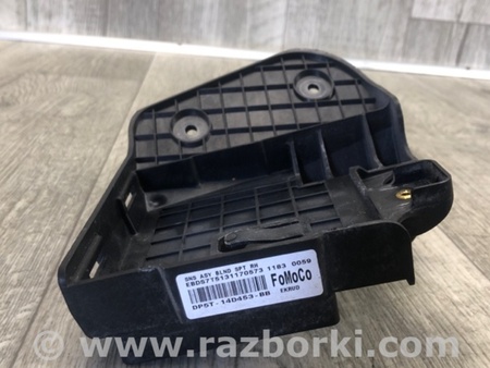 ФОТО Кронштейн датчика слепых зон для Lincoln MKZ II (12-16) Київ