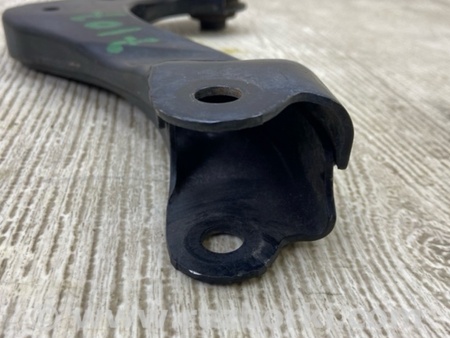 ФОТО Важіль задньої підвіски поперечний верхній для Toyota Prius IV XW50 (15-22) Київ