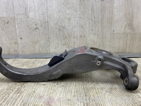 ФОТО Кулак поворотний для Infiniti Q50 Київ