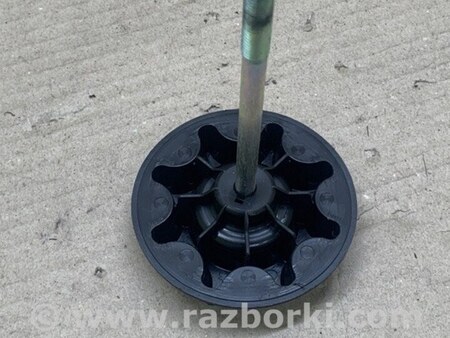 ФОТО Болт Кріплення запасного колеса для Lexus RX350/450 (09-15) Київ