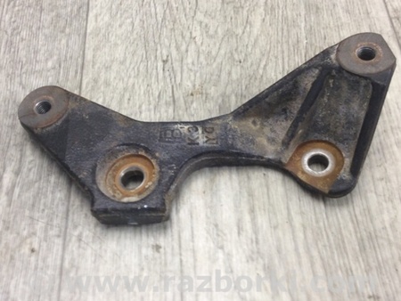 ФОТО Кронтейн генератора для Subaru Crosstrek 2 GT (17-20) Київ