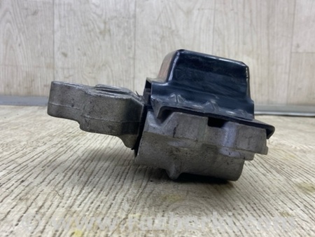ФОТО Подушка двигуна для Volkswagen Tiguan (11-17) Київ