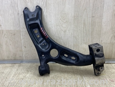 ФОТО Важіль передньої підвіски нижній для Volkswagen Tiguan (11-17) Київ