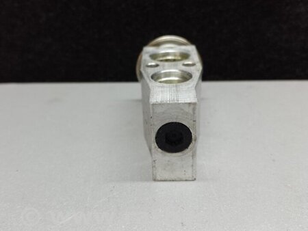 ФОТО Клапан кондиціонера для Subaru Impreza IV GP GJ (12-16) Київ