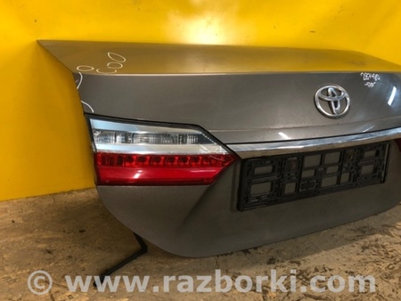 ФОТО Кришка багажника для Toyota Corolla E170 Київ