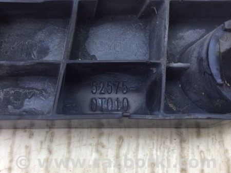 ФОТО Кронштейн заднього бампера для Toyota Venza Київ