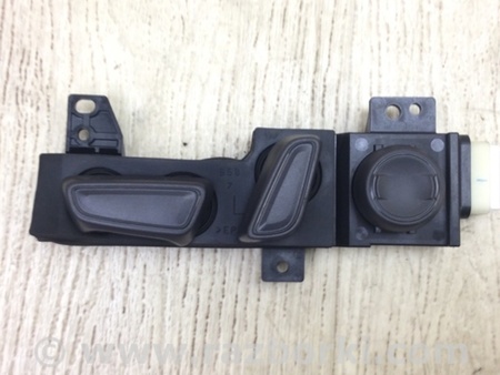 ФОТО Кнопка регулювання сидіння для Toyota Camry 70 XV70 (17-23) Київ