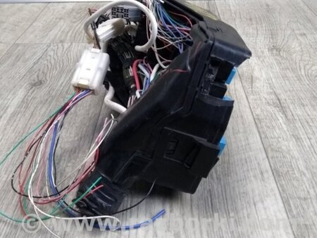 ФОТО Блок запобіжників моторний відсік для Toyota Camry 70 XV70 (17-23) Київ