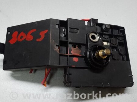 ФОТО Блок запобіжників салон для Mercedes-Benz E-CLASS W211 (02-09) Київ