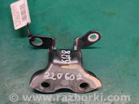 ФОТО Петля двері верхня для Toyota RAV-4 IV (XA40) (12-18) Київ