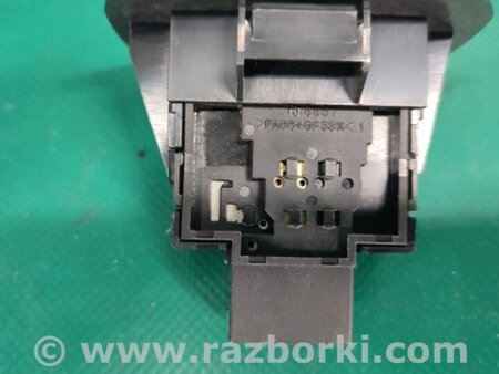 ФОТО Кнопка закрывания крышки багажника для Nissan X-Trail T32 /Rogue (2013-) Київ